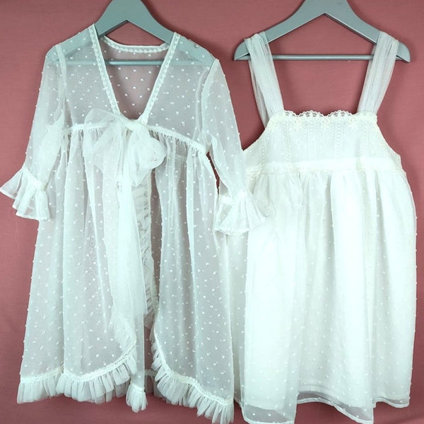 Bata y camisón para comunión – Enlazadas A Mi Manera