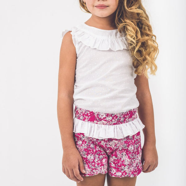 conjunto niña short fucsia flores grises con camisa marca La Ormiga