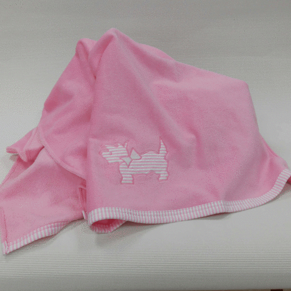 toalla bebé niña baño modelo milú