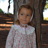 Jesusito Niña de flores con capota.