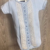 Pelele bebé punto con puntilla beige y lazo de Nezo