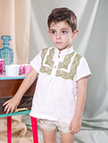 Conjunto Niño de camisa con encaje verde y pantalón estampado de Nini Moda Infantil.