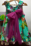 Vestido de Niña con Flores en Buganvilla